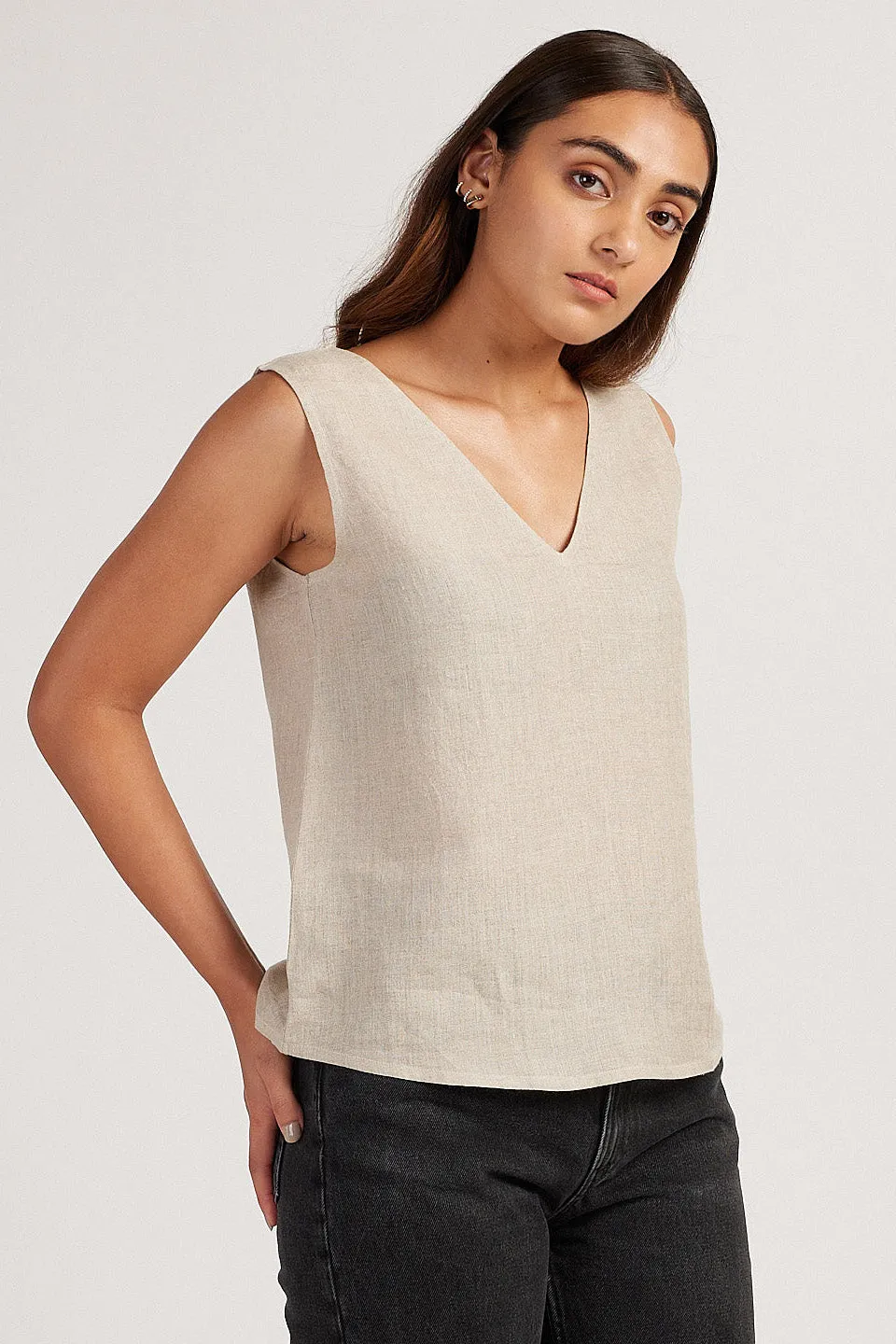 The Linen V Neck Tank