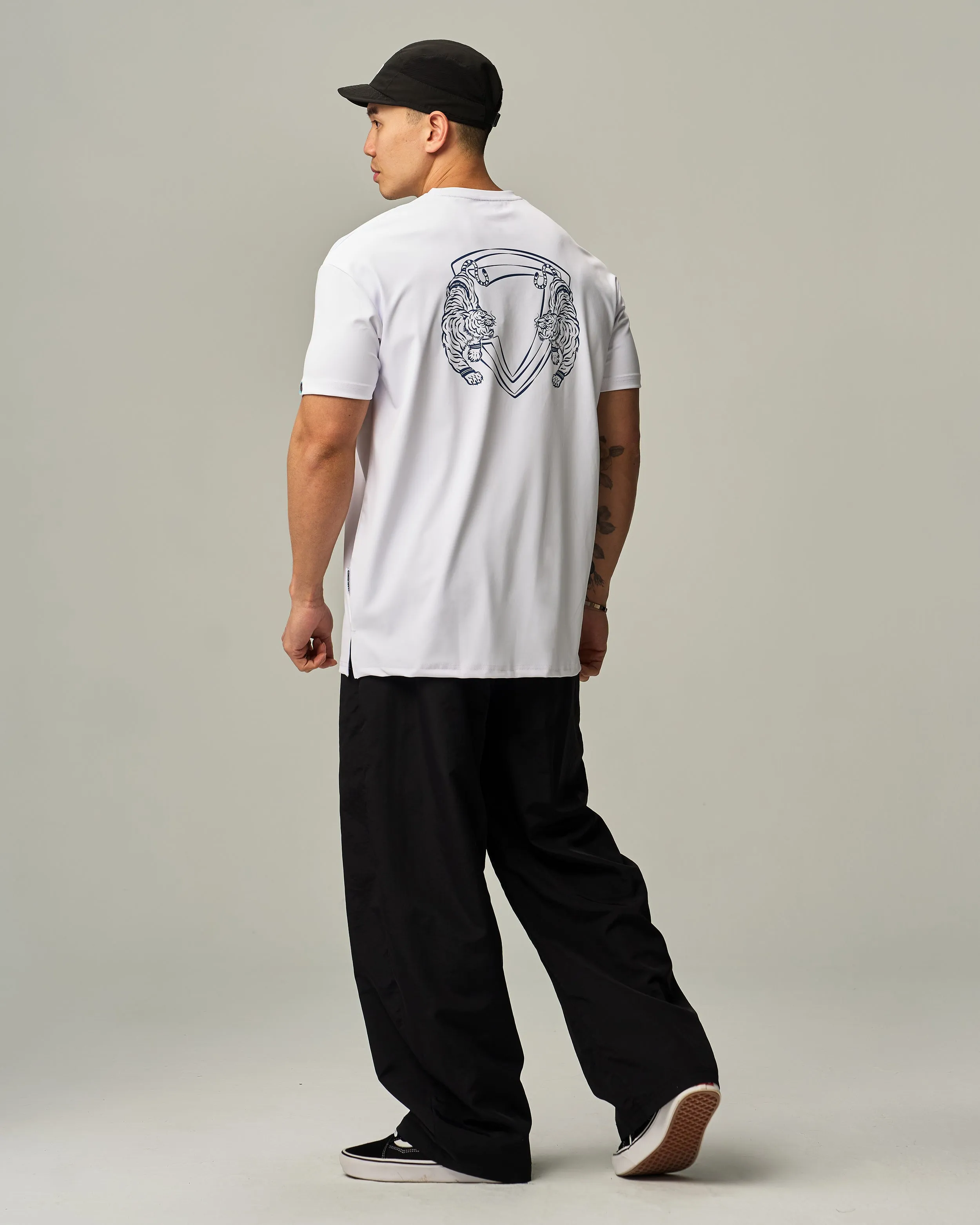 Tiger Adapt Flexfit Top