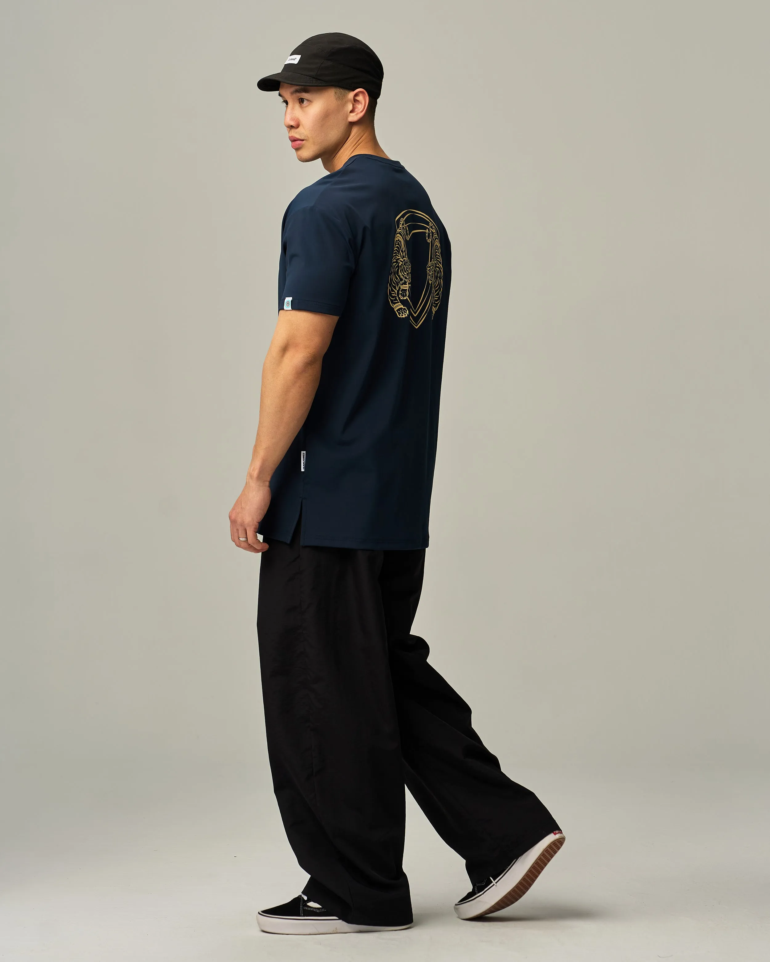 Tiger Adapt Flexfit Top