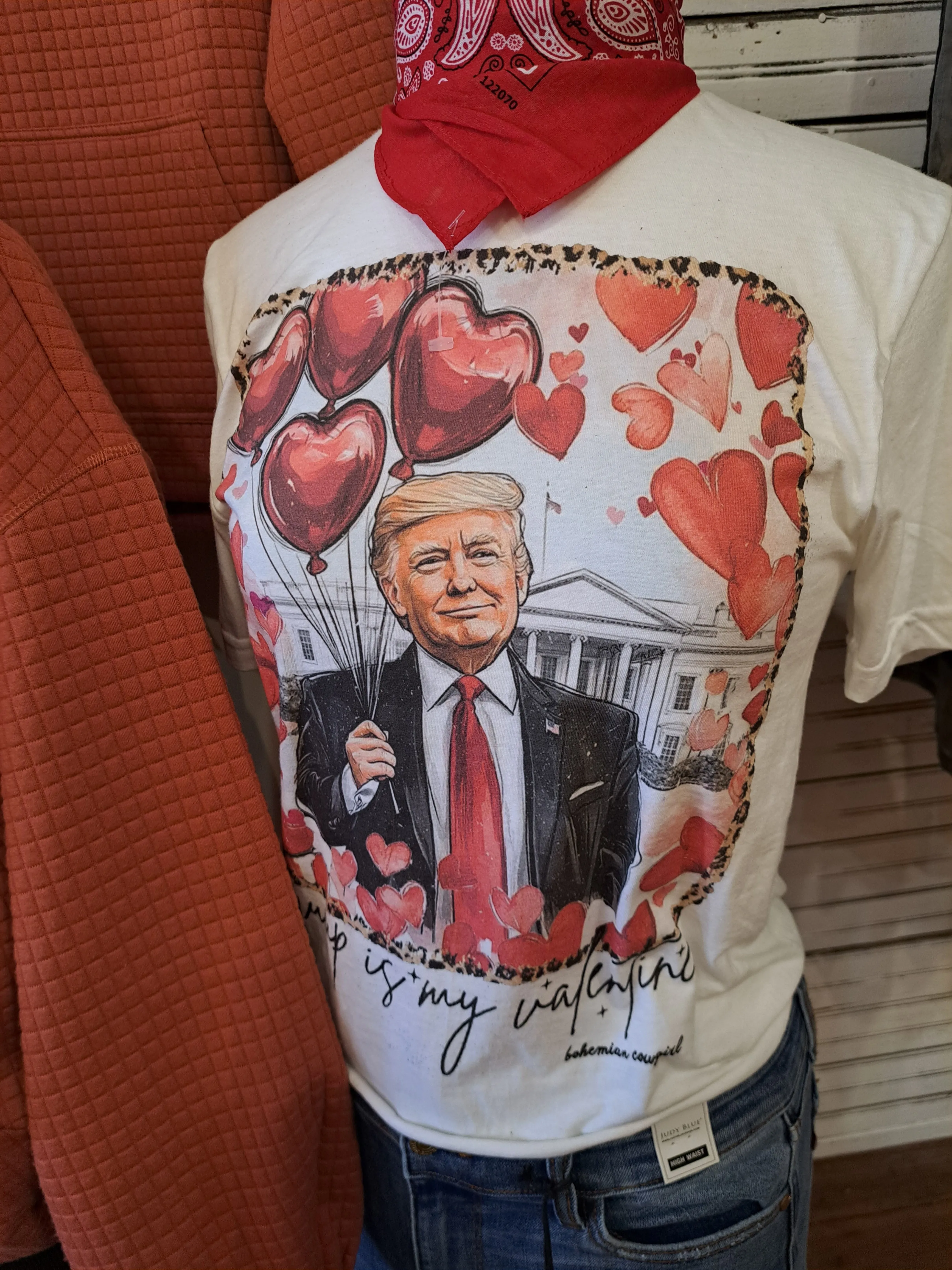 Trump Valentine Heart Balloons T-Shirt - WS