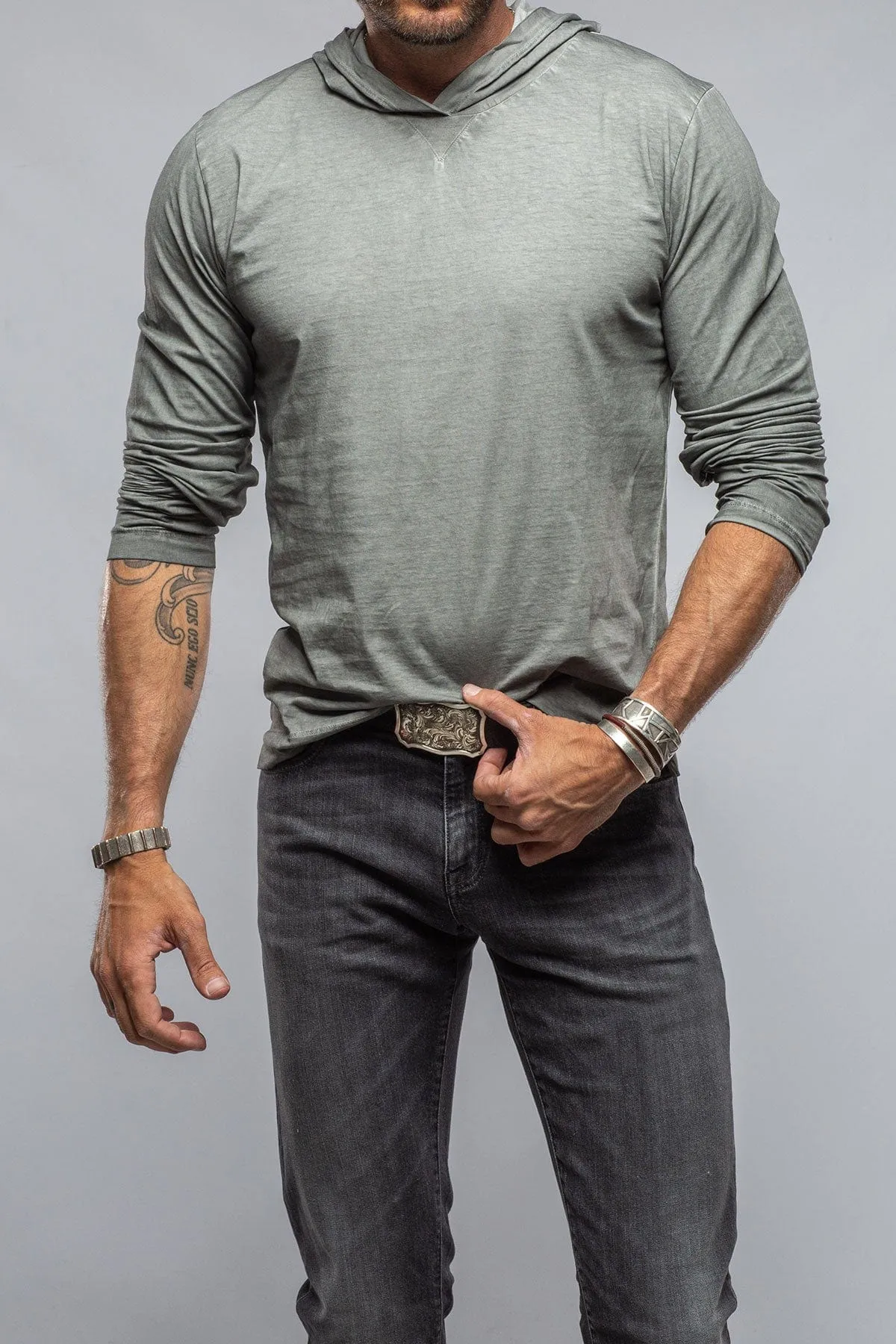 Ventura Hooded Tee in Steel