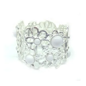 WHITE GARDEN FLOWER STRETCH BRACELET #JB0094_SIL-WHT (KC9/K line Top)
