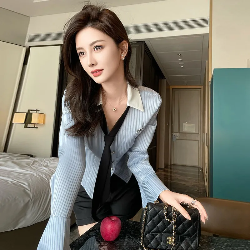 Women's Fashionable Striped Dress Shirt with a Cropped Fit and Waist Accent