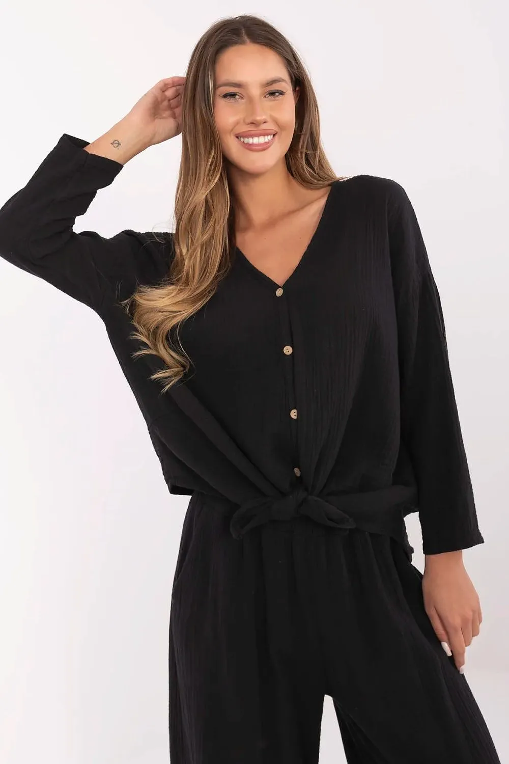 Women's shirt made of muslin cotton