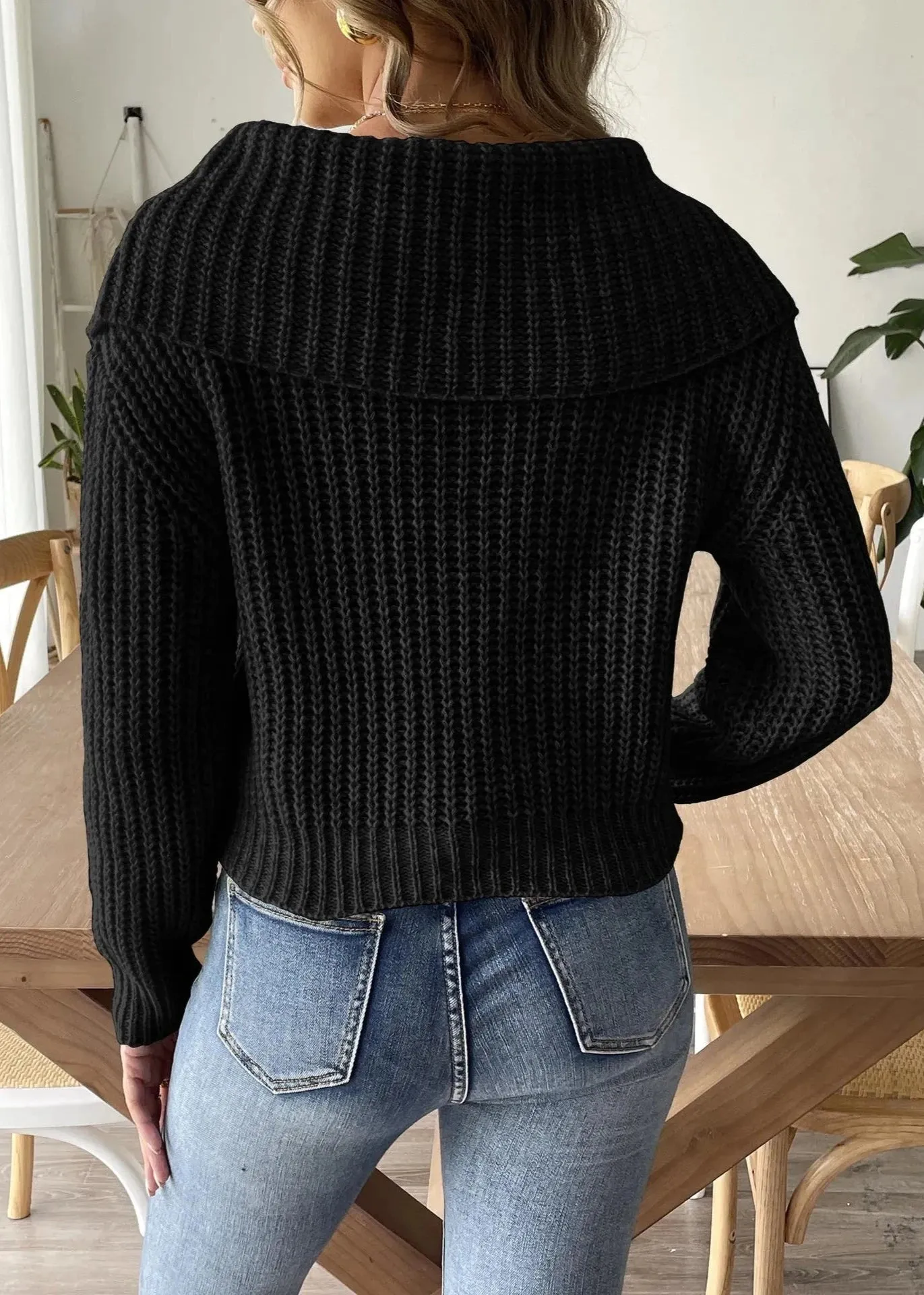 Women's Short Beaded Lapel Sweater - Chic & Stylish