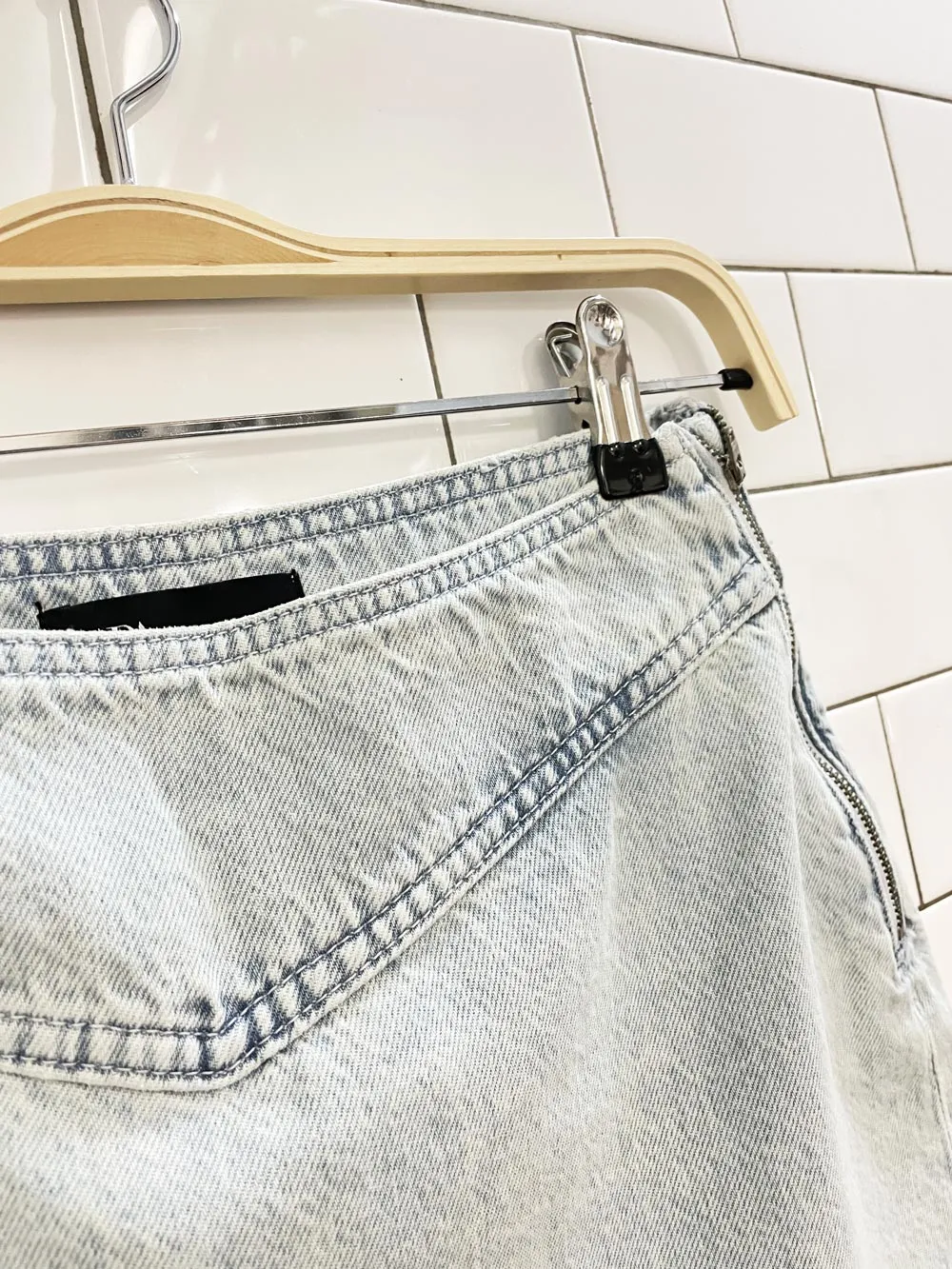 zara light wash denim mini skirt